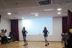 15